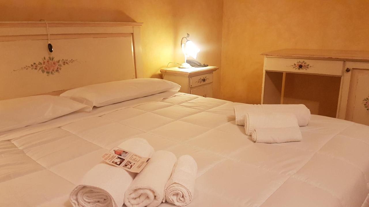 Hotel Siros Verona Exteriör bild
