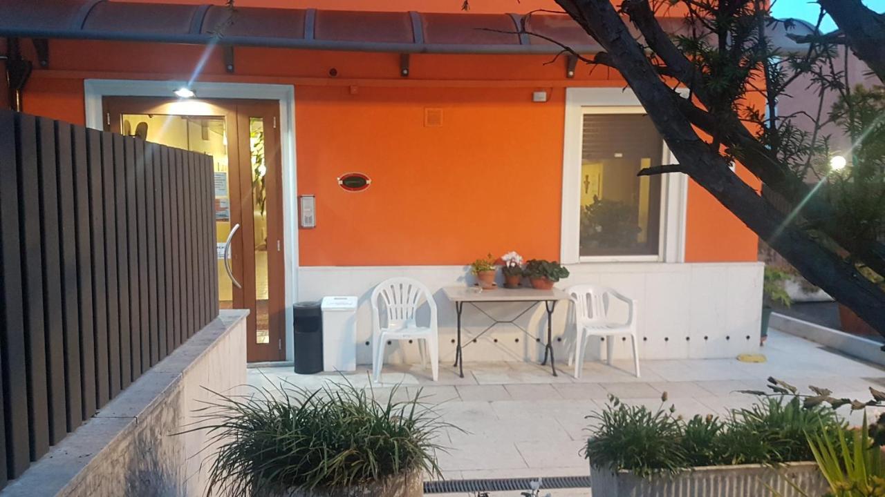 Hotel Siros Verona Exteriör bild