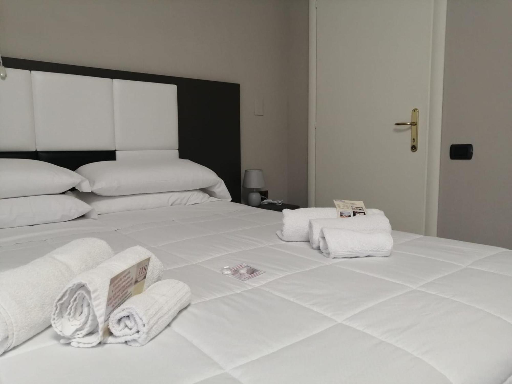 Hotel Siros Verona Exteriör bild